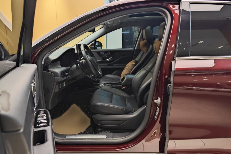 Used Lincoln Corsair 2022 2.0T Two-Wheel Drive Deluxe Edition Left Front Seat