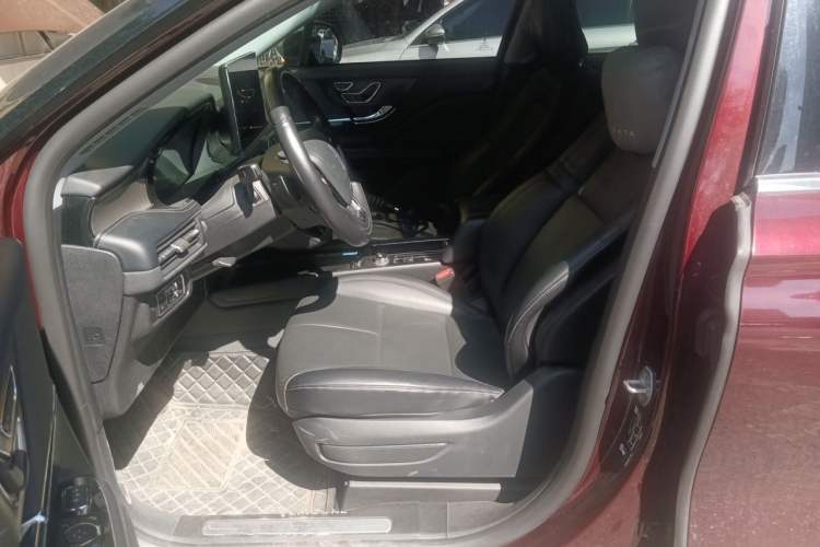 Used Lincoln Corsair 2022 2.0T Two-Wheel Drive Luxury Edition Left Front Seat