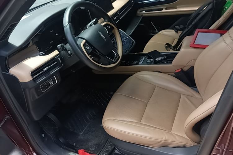 Used Lincoln Corsair 2022 2.0T Two-Wheel Drive Luxury Edition Left Front Seat