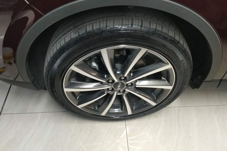 Used Lincoln Corsair 2022 2.0T Four-Wheel Drive Prestige Edition Left Front Wheel Hub