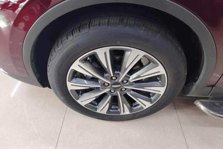 Used Lincoln Corsair 2022 2.0T Two-Wheel Drive Luxury Edition Left Front Wheel Hub