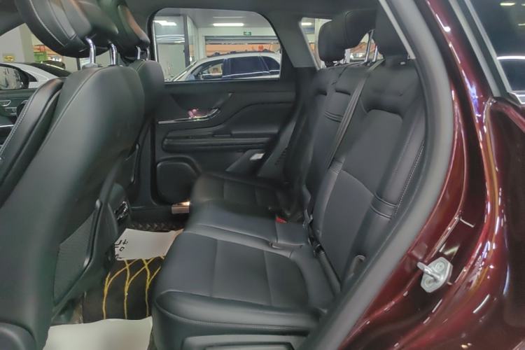 Used Lincoln Corsair 2022 2.0T Two-Wheel Drive Deluxe Edition Left Rear Seat