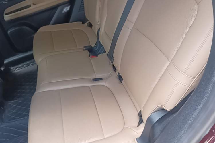 Used Lincoln Corsair 2022 2.0T Two-Wheel Drive Luxury Edition Left Rear Seat