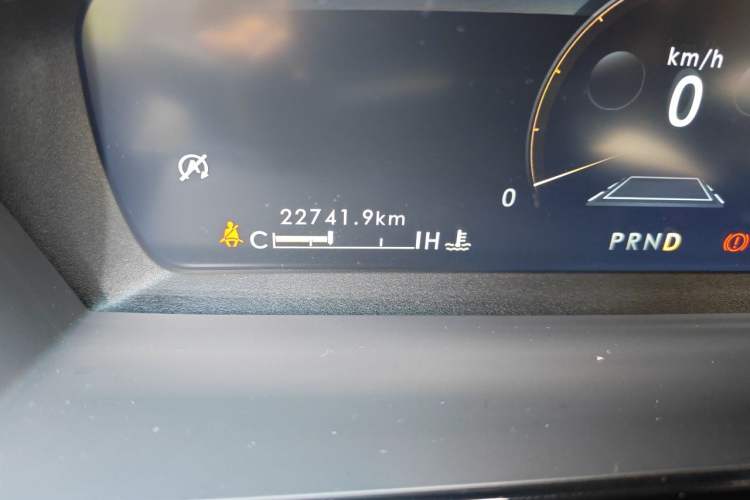 Used Lincoln Corsair 2022 2.0T Two-Wheel Drive Luxury Edition Odometer Close Up