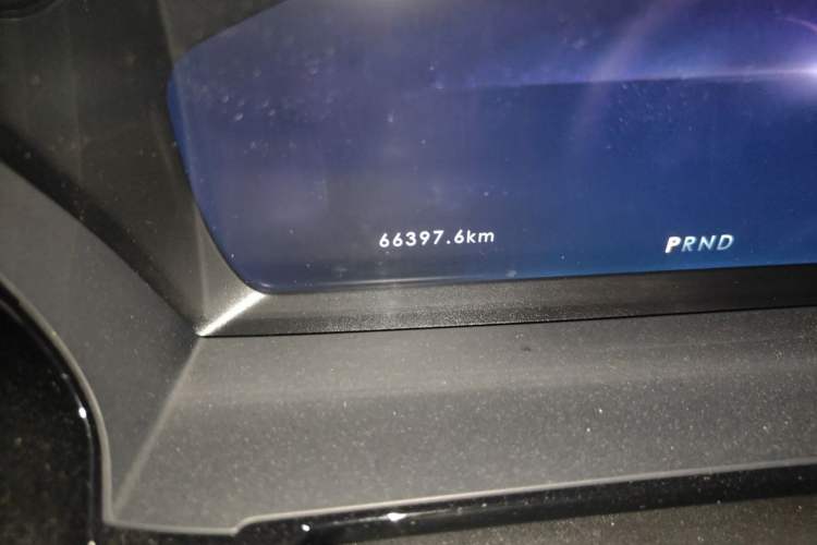 Used Lincoln Corsair 2022 2.0T Two-Wheel Drive Luxury Edition Odometer Close Up