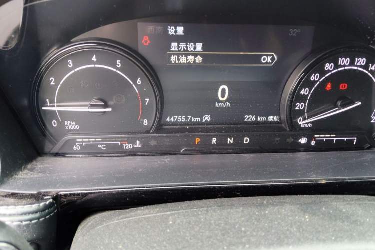 Used Lincoln Corsair 2022 2.0T Two-Wheel Drive Deluxe Edition Odometer Close Up