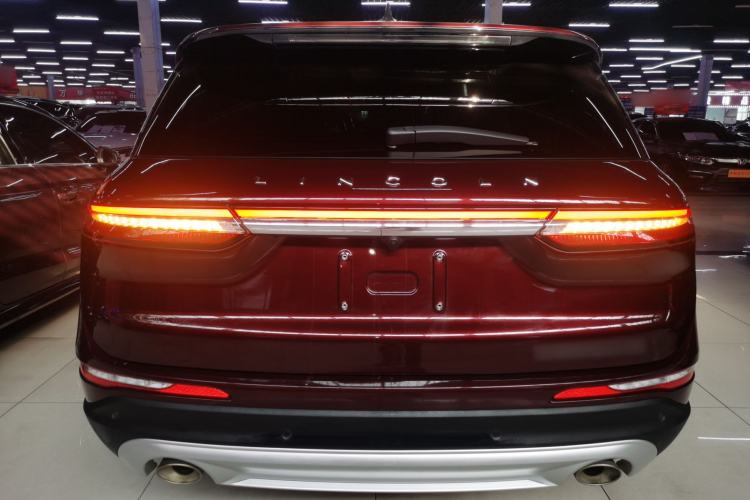 Used Lincoln Corsair 2022 2.0T Two-Wheel Drive Deluxe Edition Rear