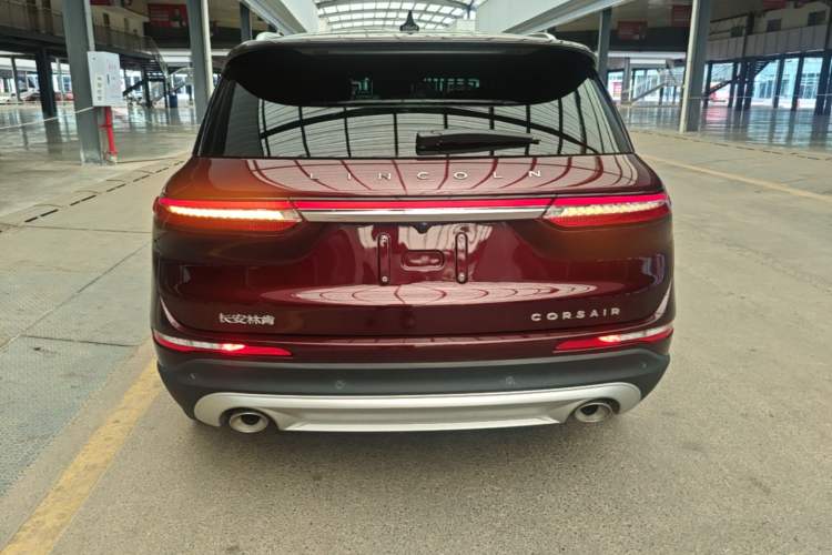 Used Lincoln Corsair 2022 2.0T Two-Wheel Drive Deluxe Edition Rear