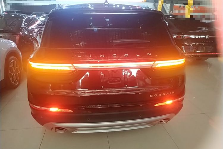 Used Lincoln Corsair 2022 2.0T Two-Wheel Drive Deluxe Edition Rear