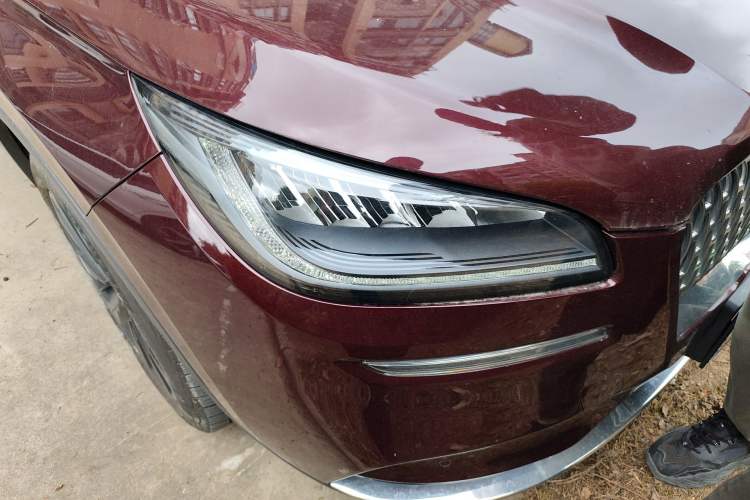 Used Lincoln Corsair 2022 2.0T Two-Wheel Drive Luxury Edition Right Front Headlight