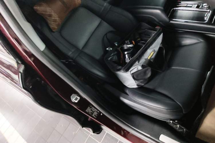 Used Lincoln Corsair 2022 2.0T Two-Wheel Drive Deluxe Edition Right Front Seat