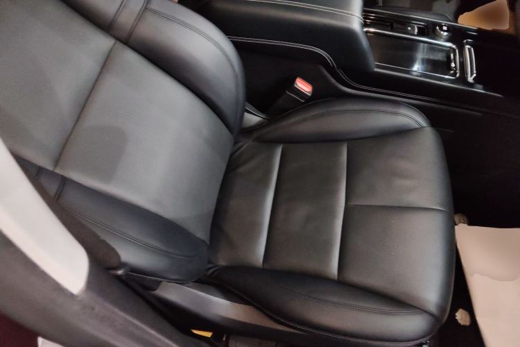 Used Lincoln Corsair 2022 2.0T Two-Wheel Drive Luxury Edition Right Front Seat