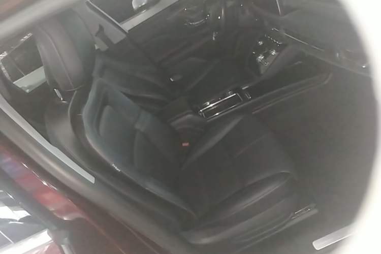 Used Lincoln Corsair 2022 2.0T Two-Wheel Drive Deluxe Edition Right Front Seat