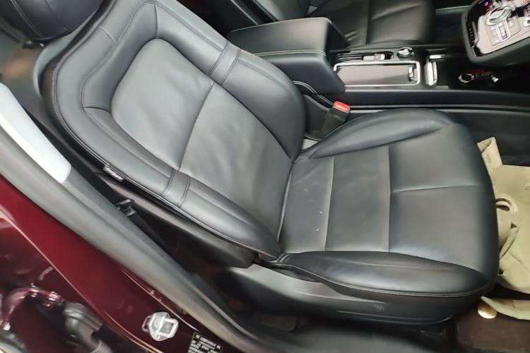 Used Lincoln Corsair 2022 2.0T Two-Wheel Drive Luxury Edition Right Front Seat