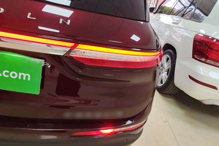 Used Lincoln Corsair 2022 2.0T Two-Wheel Drive Luxury Edition Right Rear Taillight