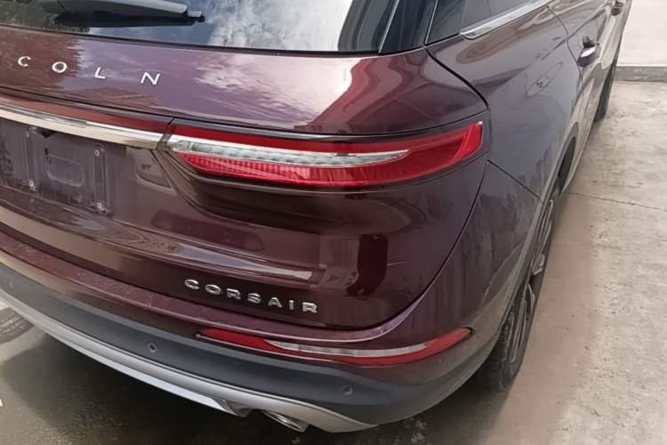 Used Lincoln Corsair 2022 2.0T Two-Wheel Drive Luxury Edition Right Rear Taillight