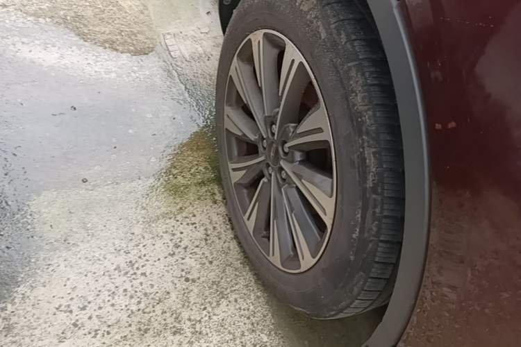 Used Lincoln Corsair 2022 2.0T Two-Wheel Drive Luxury Edition Right Rear Wheel Hub