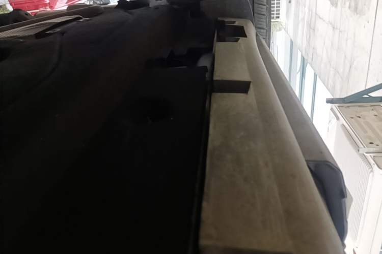 Used Lincoln Corsair 2022 2.0T Two-Wheel Drive Luxury Edition Right Side Sill