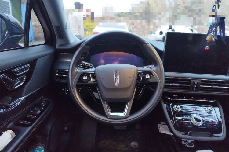 Used Lincoln Corsair 2022 2.0T Two-Wheel Drive Deluxe Edition Steering Wheel