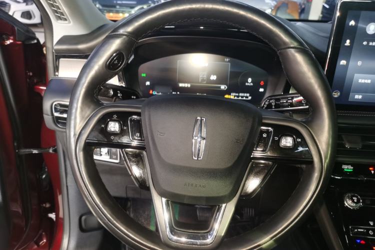Used Lincoln Corsair 2022 2.0T Two-Wheel Drive Deluxe Edition Steering Wheel