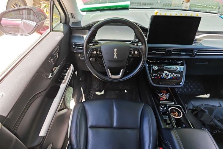 Used Lincoln Corsair 2022 2.0T Two-Wheel Drive Deluxe Edition Steering Wheel