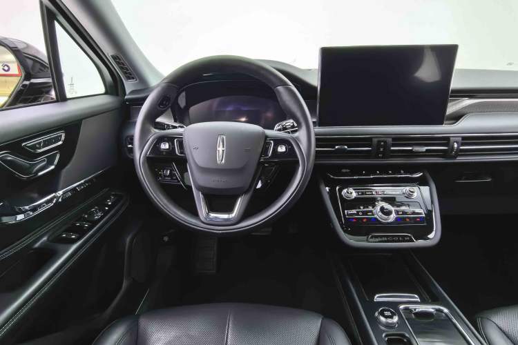 Used Lincoln Corsair 2022 2.0T Two-Wheel Drive Deluxe Edition Steering Wheel