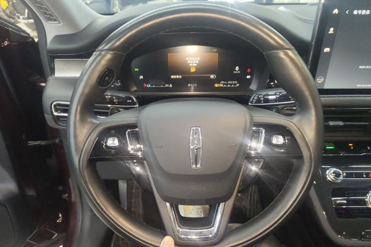 Used Lincoln Corsair 2022 2.0T Two-Wheel Drive Deluxe Edition Steering Wheel