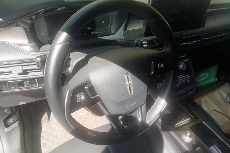 Used Lincoln Corsair 2022 2.0T Two-Wheel Drive Luxury Edition Steering Wheel