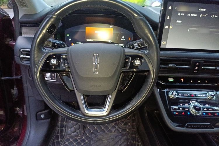 Used Lincoln Corsair 2022 2.0T Two-Wheel Drive Deluxe Edition Steering Wheel