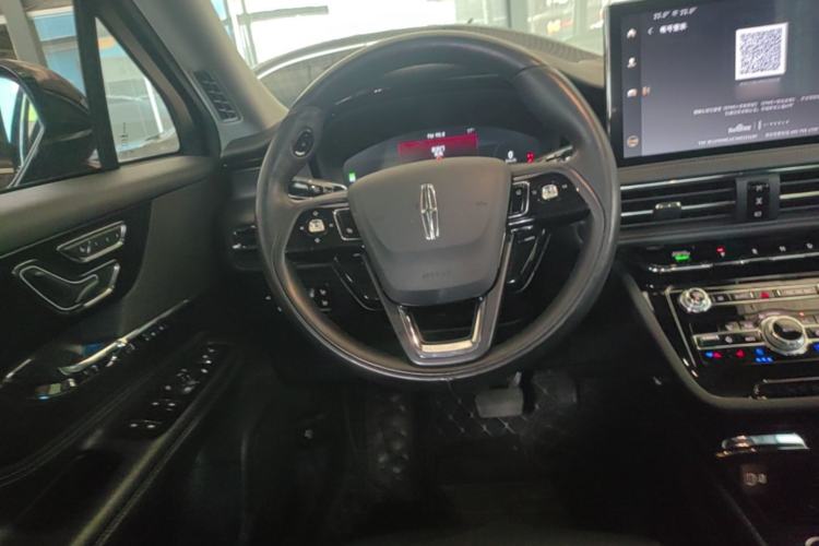 Used Lincoln Corsair 2022 2.0T Two-Wheel Drive Luxury Edition Steering Wheel