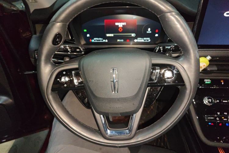 Used Lincoln Corsair 2022 Revised Version 2.0T Two-Wheel Drive Premium Edition Steering Wheel