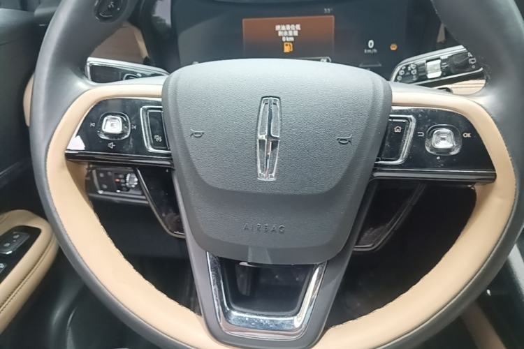 Used Lincoln Corsair 2022 2.0T Two-Wheel Drive Luxury Edition Steering Wheel