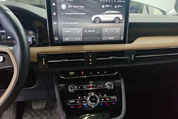 Used Lincoln Corsair 2022 2.0T Two-Wheel Drive Luxury Edition Audio And AC Panel