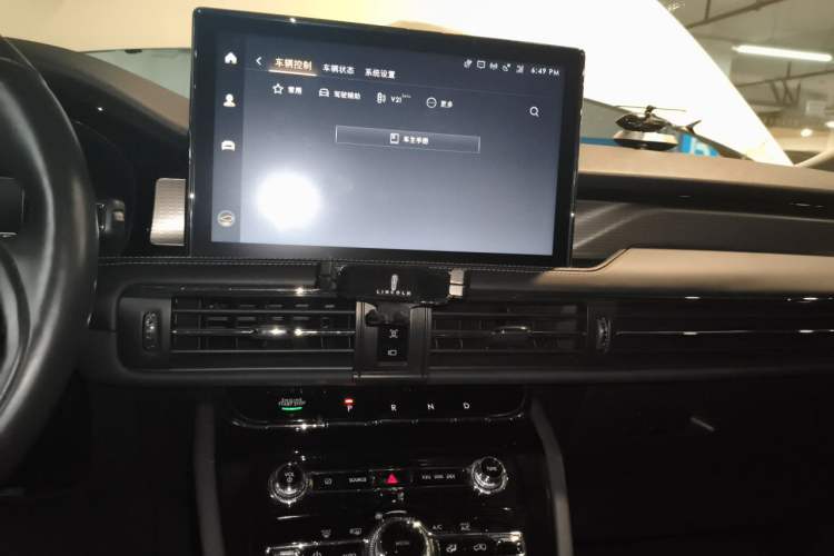 Used Lincoln Corsair 2022 2.0T Two-Wheel Drive Deluxe Edition Audio And AC Panel