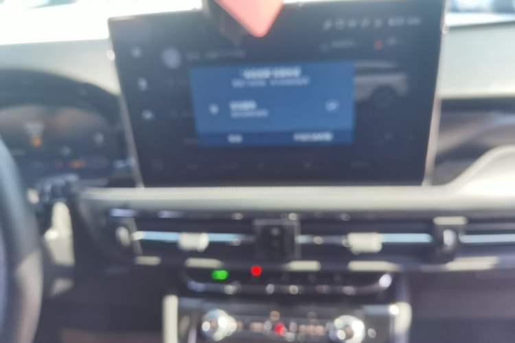 Used Lincoln Corsair 2022 2.0T Two-Wheel Drive Deluxe Edition Audio And AC Panel