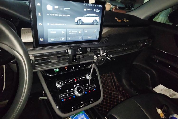 Used Lincoln Corsair 2022 2.0T Two-Wheel Drive Luxury Edition Audio And AC Panel