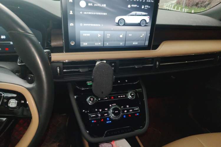 Used Lincoln Corsair 2022 2.0T Two-Wheel Drive Luxury Edition Audio And AC Panel