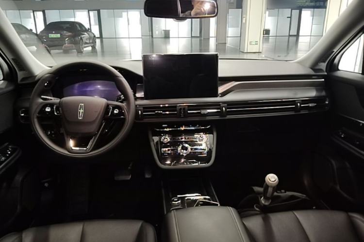 Used Lincoln Corsair 2022 2.0T Two-Wheel Drive Luxury Edition Center Console