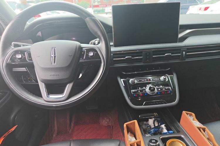 Used Lincoln Corsair 2022 Revised Version 2.0T Two-Wheel Drive Premium Edition Center Console
