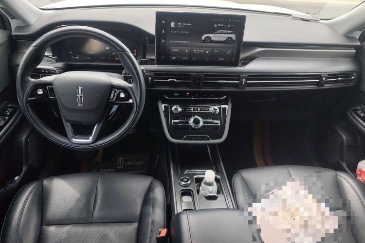Used Lincoln Corsair 2022 2.0T Two-Wheel Drive Luxury Edition Center Console