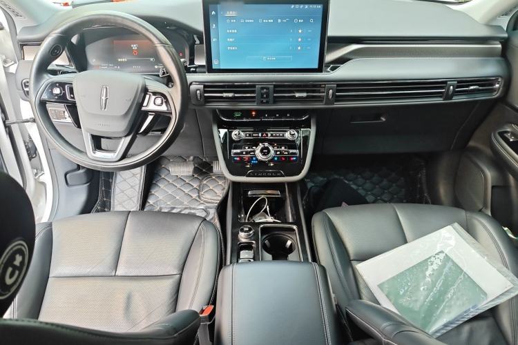 Used Lincoln Corsair 2022 2.0T Two-Wheel Drive Luxury Edition Center Console
