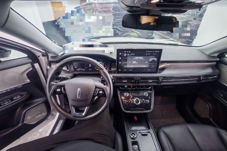 Used Lincoln Corsair 2022 Revised Version 2.0T Two-Wheel Drive Premium Edition Center Console