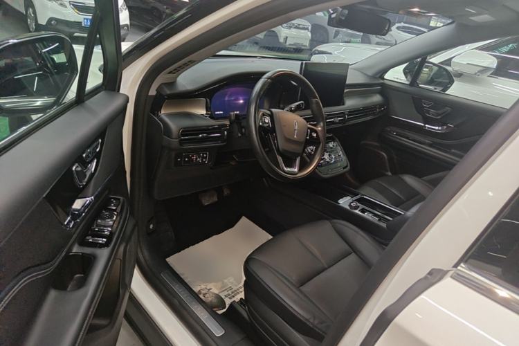 Used Lincoln Corsair 2022 2.0T Two-Wheel Drive Deluxe Edition Driver Seat
