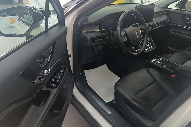 Used Lincoln Corsair 2022 2.0T Two-Wheel Drive Deluxe Edition Driver Seat