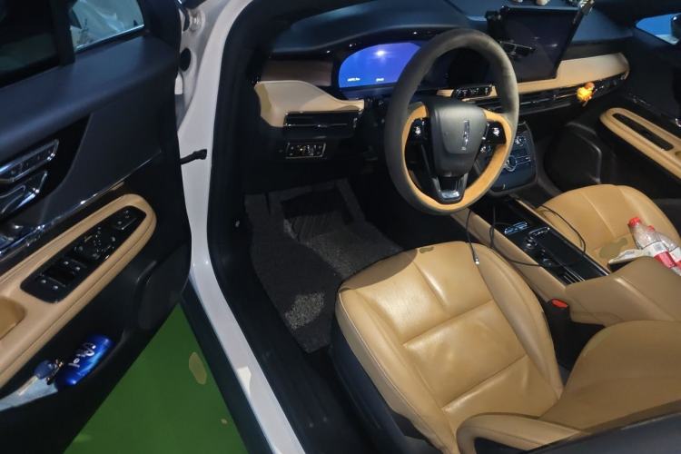 Used Lincoln Corsair 2022 2.0T Two-Wheel Drive Luxury Edition Driver Seat