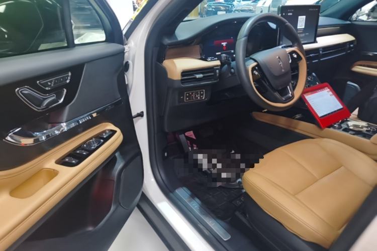 Used Lincoln Corsair 2022 2.0T Two-Wheel Drive Luxury Edition Driver Seat