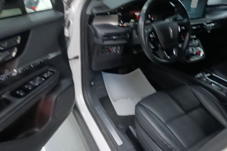Used Lincoln Corsair 2022 2.0T Two-Wheel Drive Deluxe Edition Driver Seat