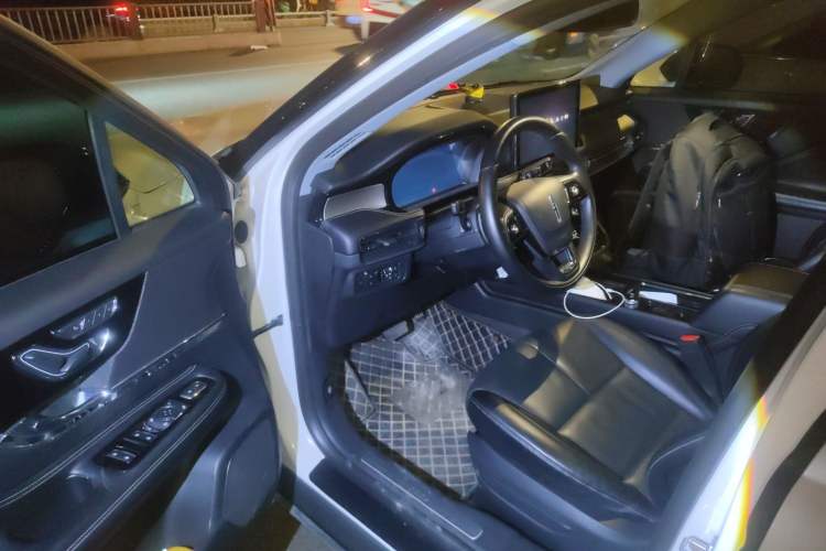 Used Lincoln Corsair 2022 2.0T Two-Wheel Drive Luxury Edition Driver Seat