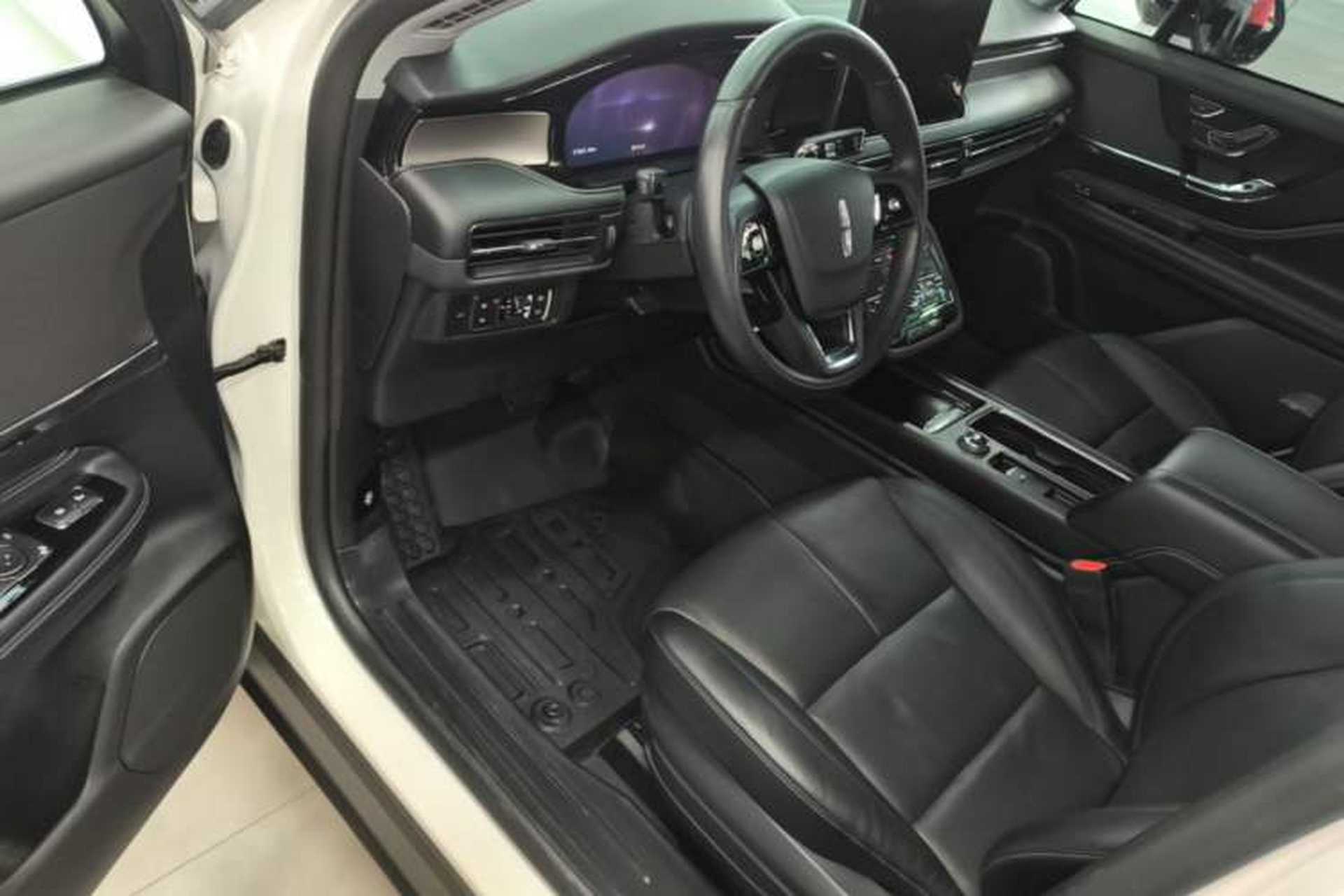 Used Lincoln Corsair 2022 2.0T Two-Wheel Drive Luxury Edition Driver Seat