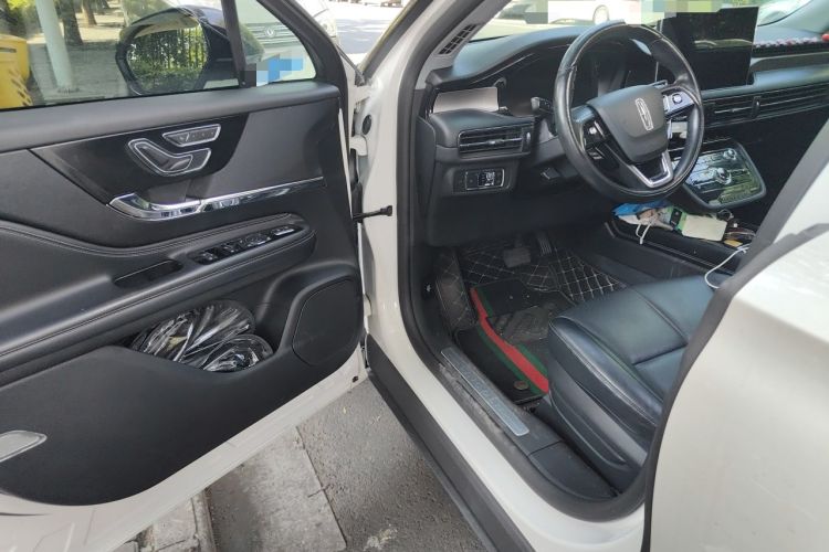Used Lincoln Corsair 2022 2.0T Two-Wheel Drive Deluxe Edition Driver Seat